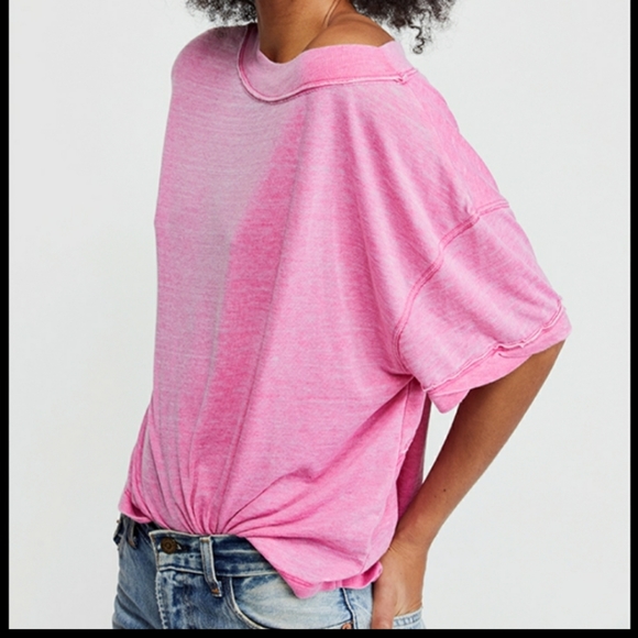 Free People Tops - ❤SALE❤ Free People Pink Viola Open Back Tee